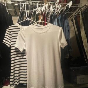 Nine West Set of Tops QTY:2